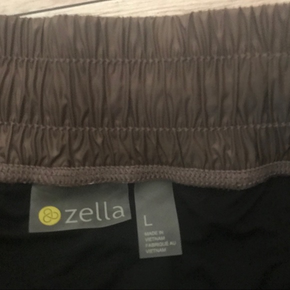NWOT Zella Versa Woven Shorts - Picture 7 of 7